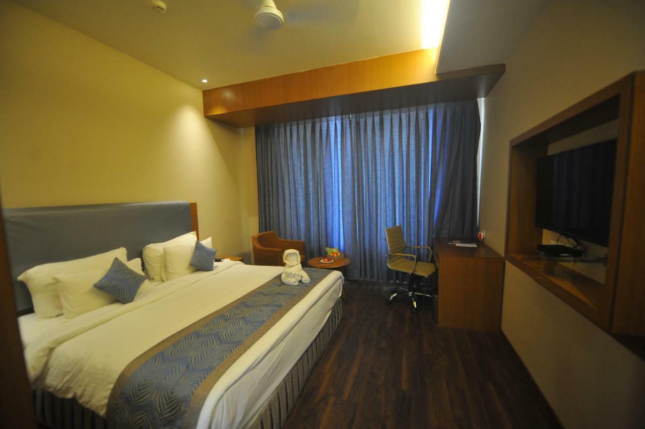 Pipul Padmaja Premium Hotel Bhubaneswar Extérieur photo